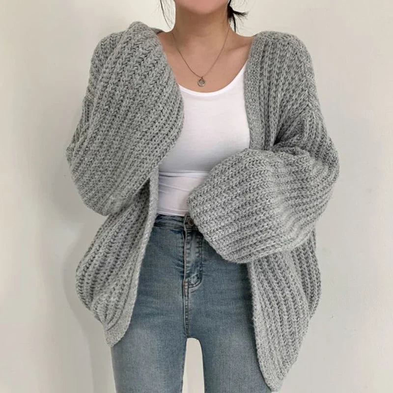 Fancy knitted cardigan