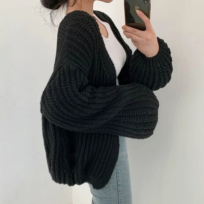 Fancy knitted cardigan