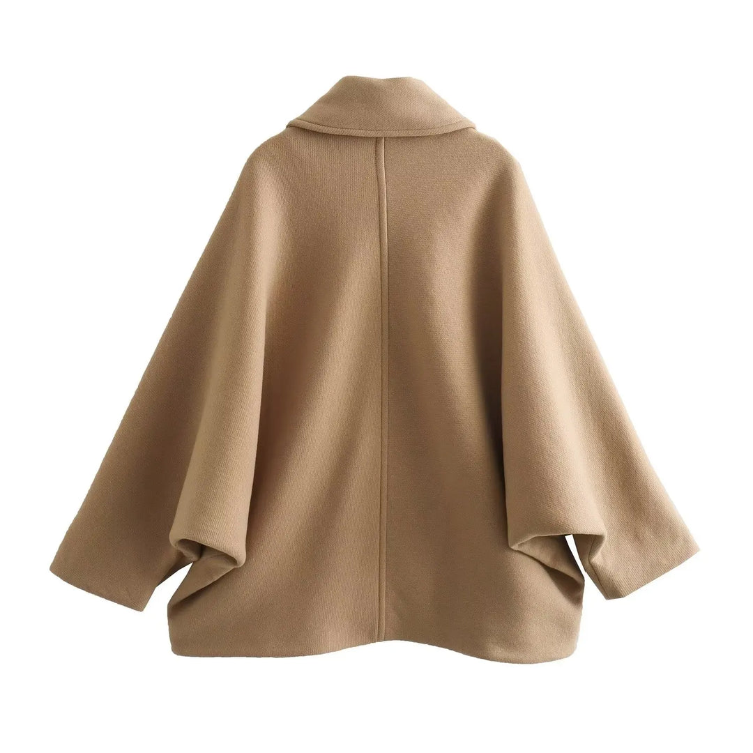 Buttoned cape