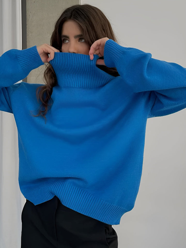 Loose thick knit jumper with collar